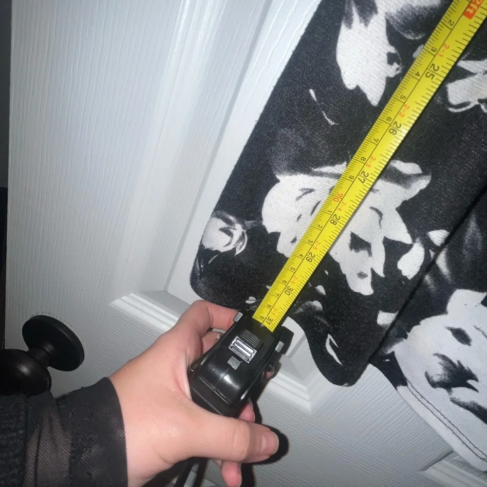 Forever 21 Black and White Floral Dress - Picture 6 of 8